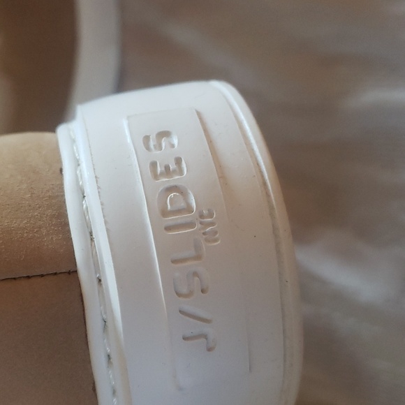 J Slides slip on sneaker - Picture 4 of 5